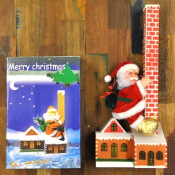 SANTA CLAUS LEZIE NA KOMÍN (2 ks)