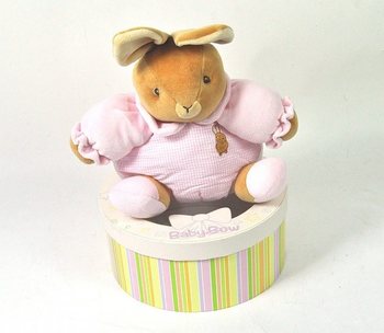 Ply&scaron;ov&aacute; Hračka Baby Bow v Darčekovej Krabici - Model 1