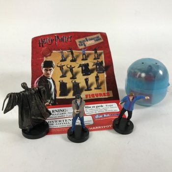 VAJ&Iacute;ČKA S PREKVAPEN&Iacute;M - MIX FIG&Uacute;ROK HARRY POTTER V KAPSUL&Aacute;CH (100 ks)