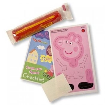 Vyrob si vlastn&uacute; modelovacie figurku Peppa Pig (10 ks)