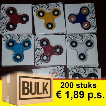 *** VEĽKOOBCHODN&Aacute; PONUKA *** FIDGET SPINNERY (200 ks)