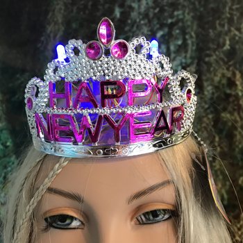 Korunka HAPPY NEW YEAR s osvetlen&iacute;m (10 ks)