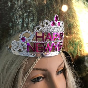 Korunka HAPPY NEW YEAR s osvetlen&iacute;m (10 ks)