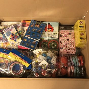 MEGA MIX DROBN&Yacute;CH DARČEKOV 500 KS + DARČEK ZADARMO