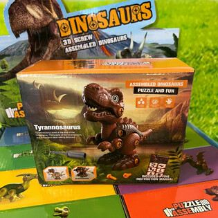 3D Stavebnica Dinosaura v Darčekovej Krabičke - Display (8 ks)