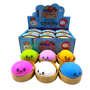 RAGE - Squishy Bun Dumplings VEĽK&Eacute; (8.5 x 8.5 x 4.8 cm) - Vir&aacute;lna Fidget hračka 2026 (12 ks)