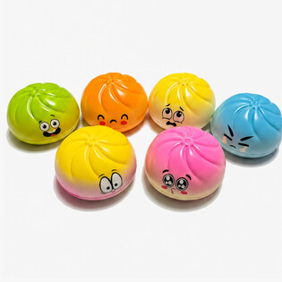 RAGE - Squishy Dumplings VEĽK&Yacute; (Rozm. 9 x 9 x 4 cm) - Viral 2026 Fidget Toy - S HLAVIČKOVOU KARTOU (24 ks)